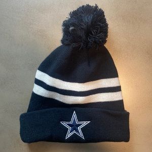 Navy New Era Dallas Cowboys with White Stripes Beanie